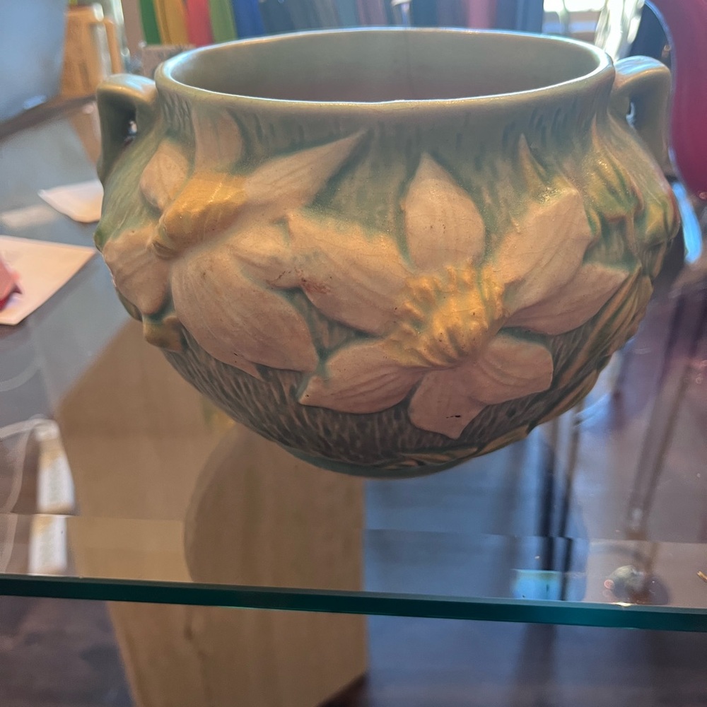 Vintage Roseville Clematis 667-5 Green